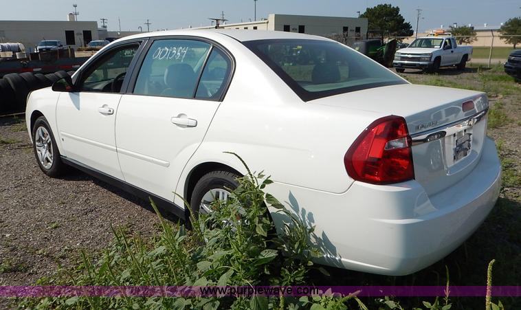 image for item L6262 2007 Chevrolet Malibu LS