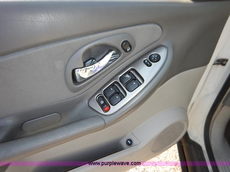 image for item L6262 2007 Chevrolet Malibu LS