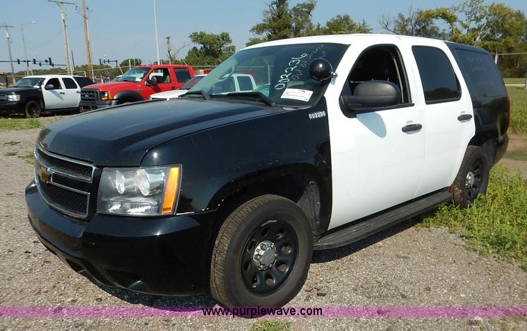 image for item L6263 2010 Chevrolet Tahoe LS SUV
