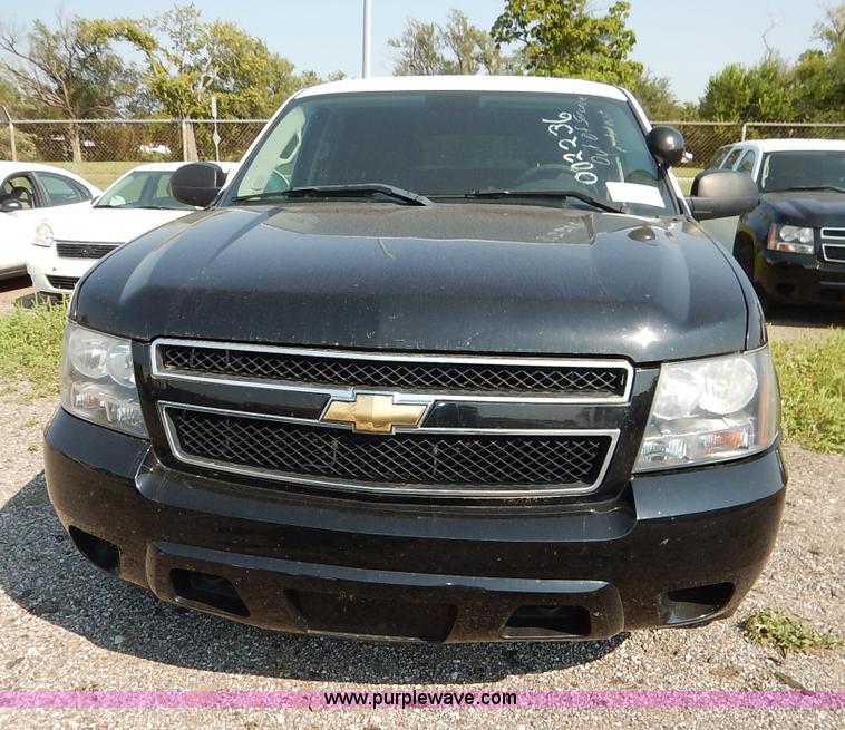 image for item L6263 2010 Chevrolet Tahoe LS SUV