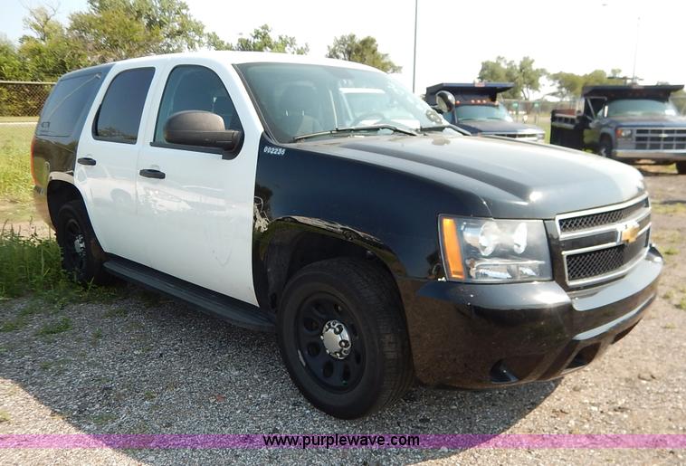 image for item L6263 2010 Chevrolet Tahoe LS SUV