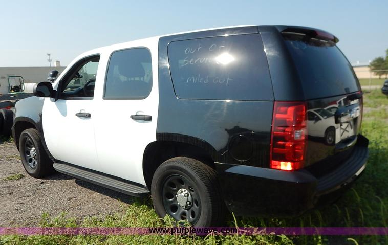 image for item L6263 2010 Chevrolet Tahoe LS SUV