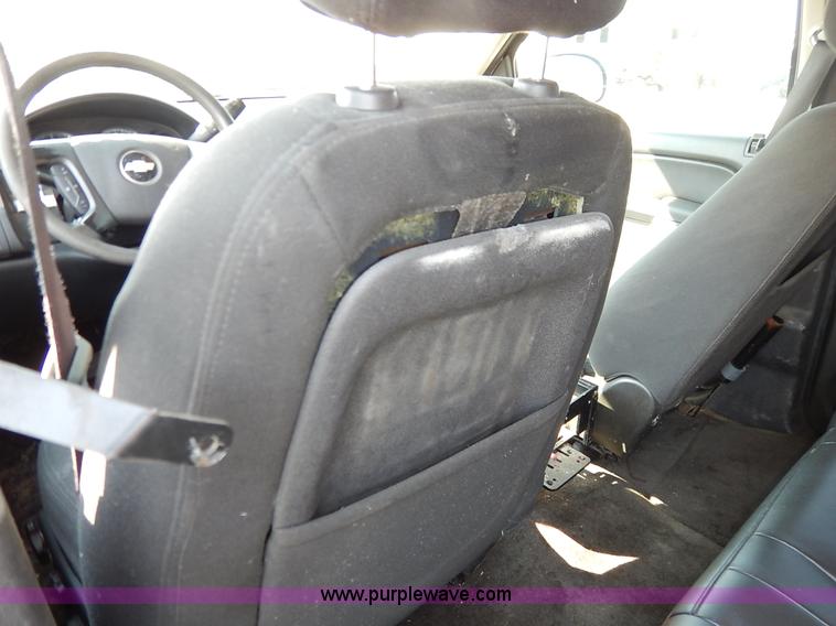 image for item L6263 2010 Chevrolet Tahoe LS SUV