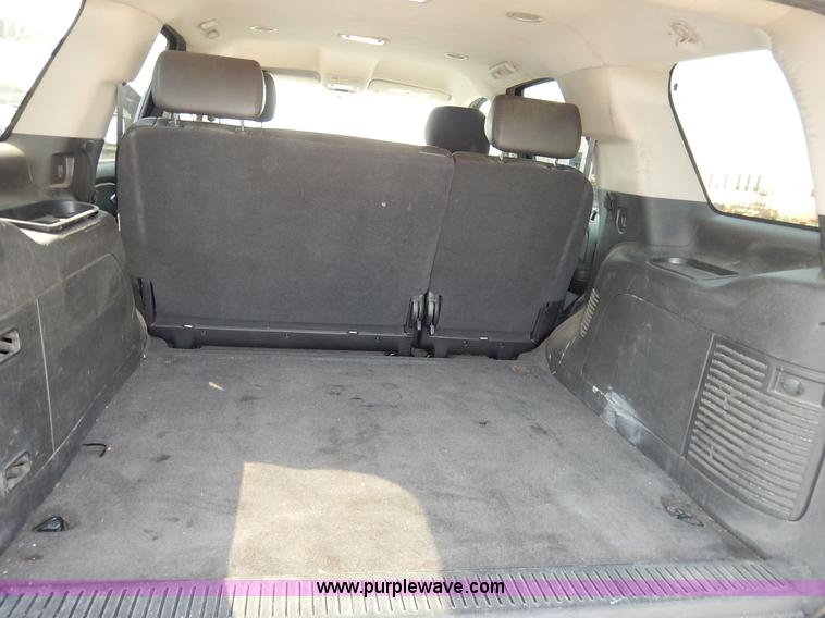 image for item L6263 2010 Chevrolet Tahoe LS SUV