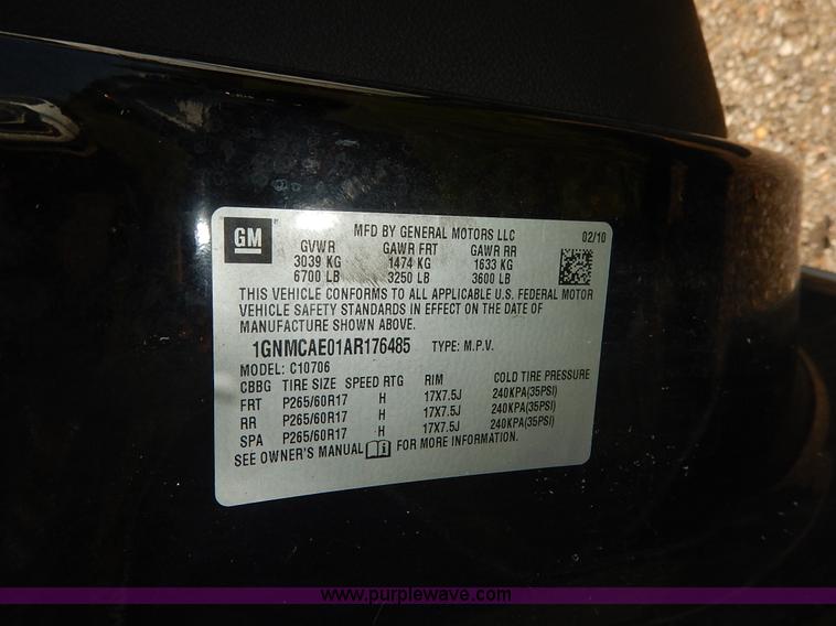 image for item L6263 2010 Chevrolet Tahoe LS SUV