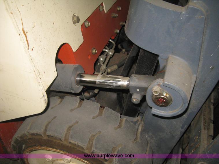 image for item L6264 2000 Nissan 40ES forklift