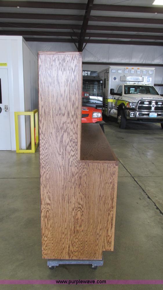 image for item AY9773 Plywood book shelf