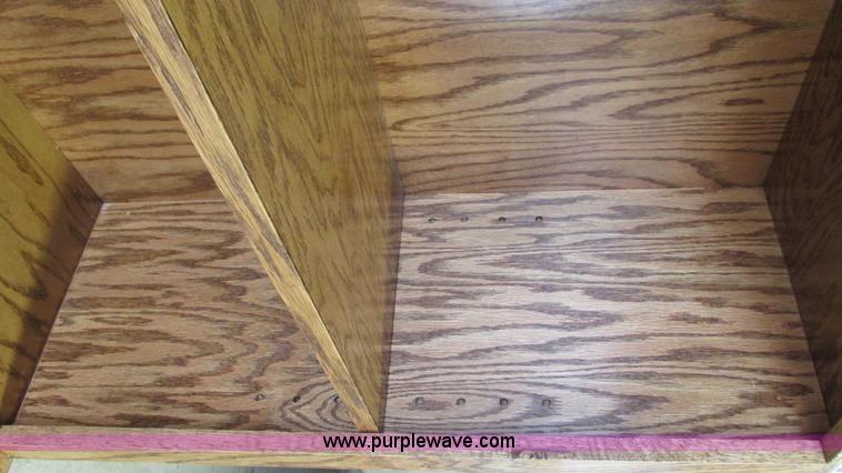 image for item AY9773 Plywood book shelf