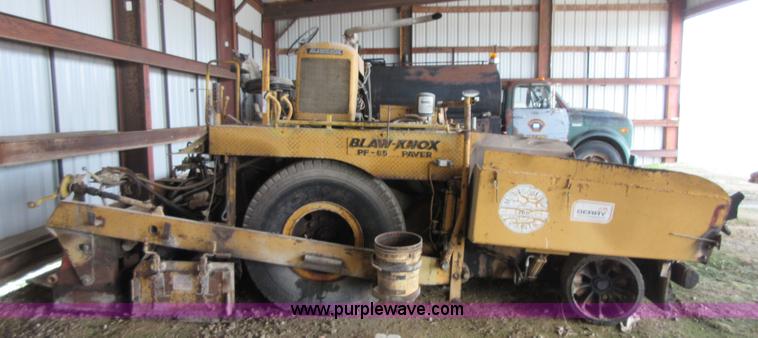 image for item BB9246 1972 Blaw-Knox PF-65 paver