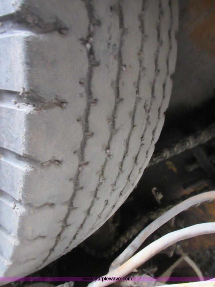 image for item BB9246 1972 Blaw-Knox PF-65 paver