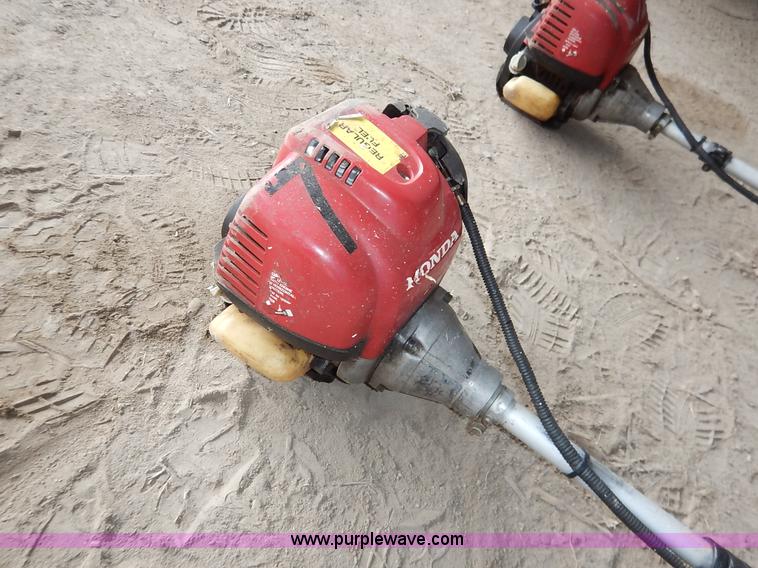 image for item BH9875 (2) Honda straight shaft string trimmers