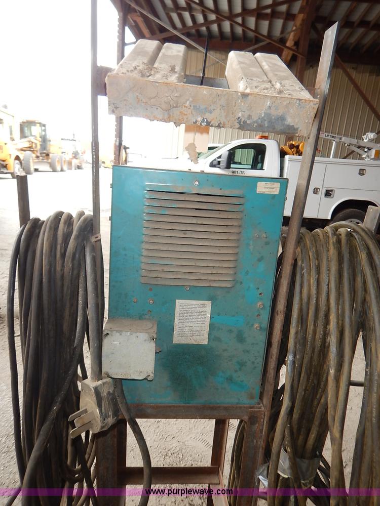 image for item BH9879 Century Air Products AC-DC welder