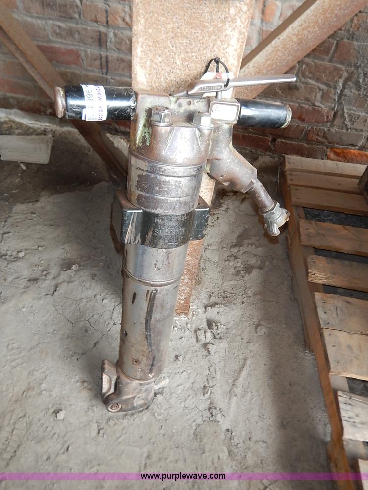 image for item BH9882 Sullair jack hammer