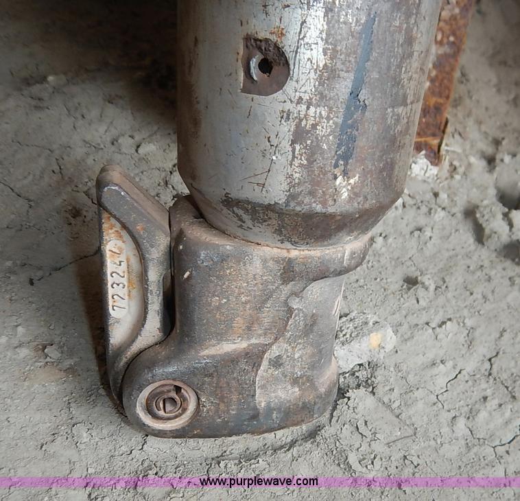 image for item BH9882 Sullair jack hammer