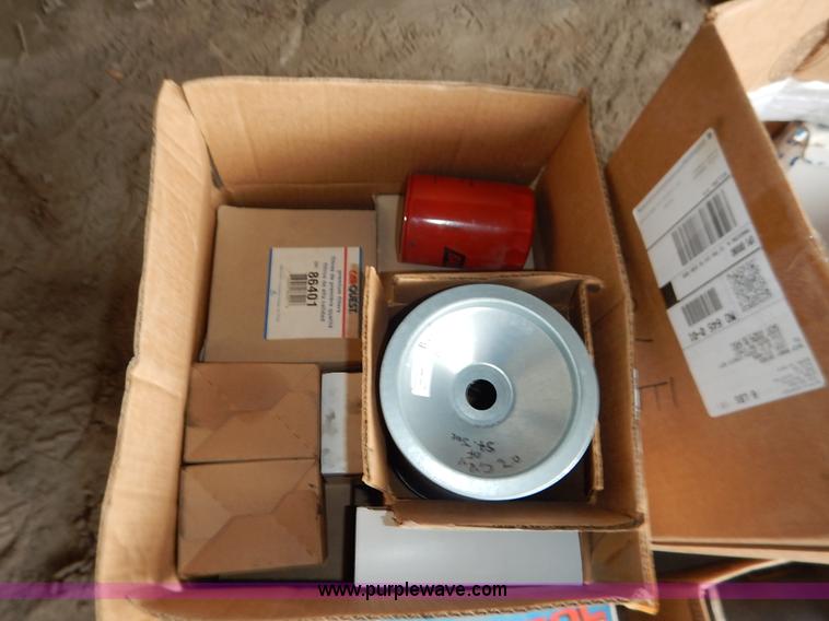 image for item BH9883 Assorted truck parts
