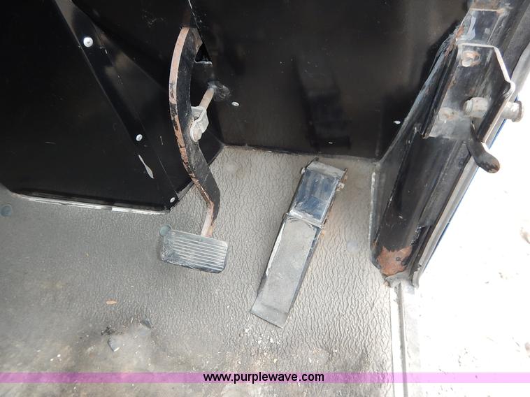 image for item BH9887 1999 Go-4 utility three wheel police utility vehicle