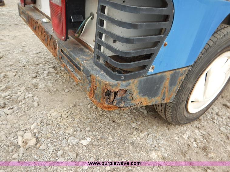 image for item BH9887 1999 Go-4 utility three wheel police utility vehicle