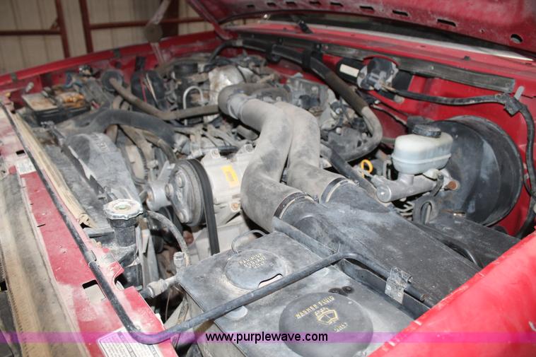 image for item BJ9386 1995 Ford F250 HD XL pickup truck