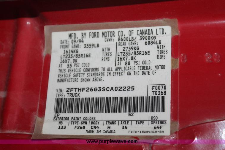 image for item BJ9386 1995 Ford F250 HD XL pickup truck