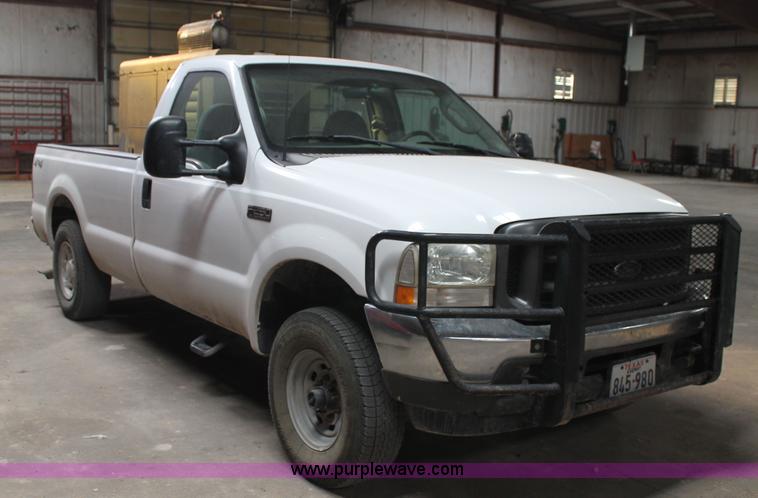 image for item BJ9389 2003 Ford F250 Super Duty pickup truck