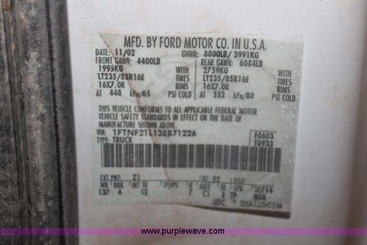 image for item BJ9389 2003 Ford F250 Super Duty pickup truck