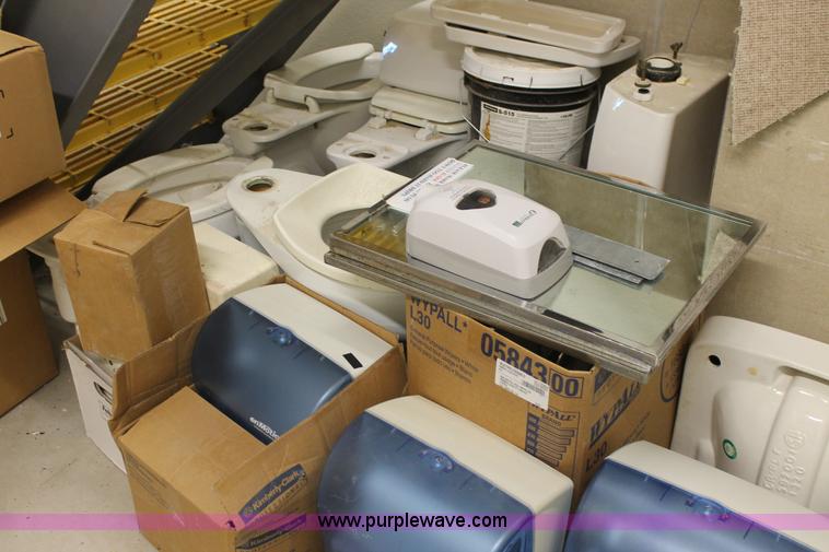 image for item BJ9390 Assorted items