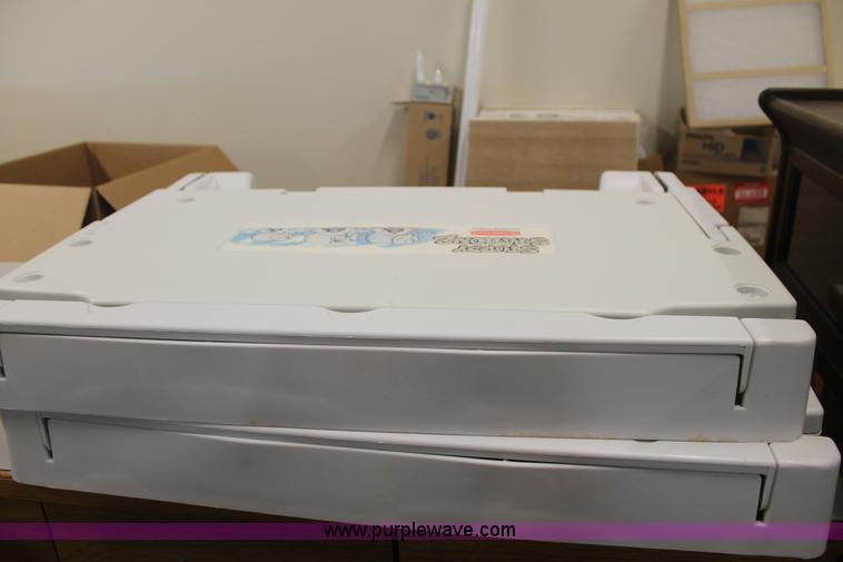 image for item BJ9390 Assorted items