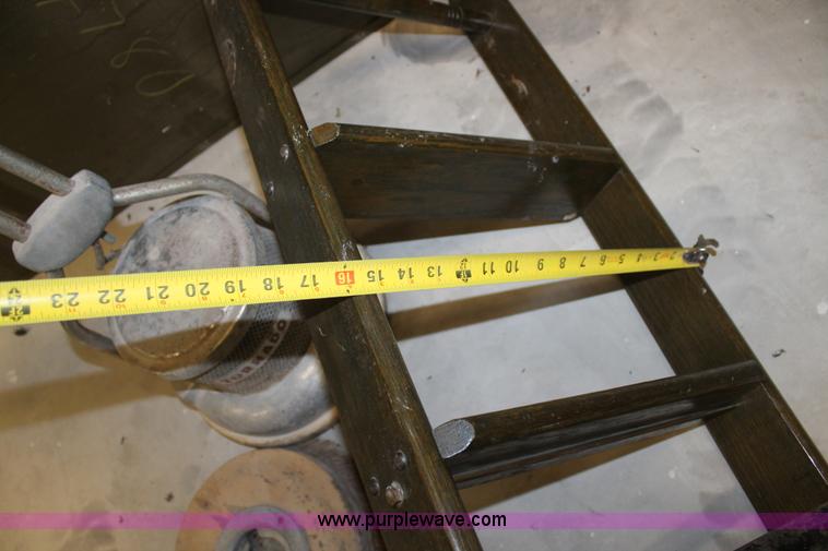 image for item BJ9391 Wood library ladder