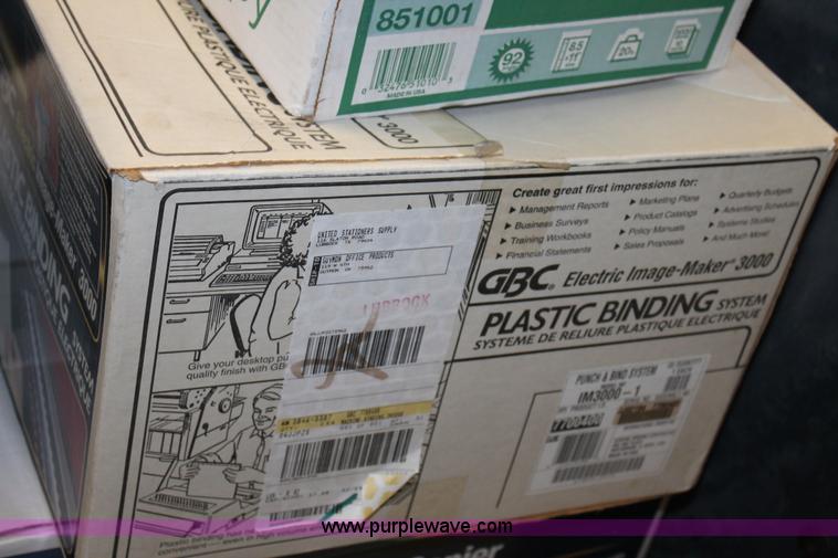 image for item BJ9395 Assorted office equipment