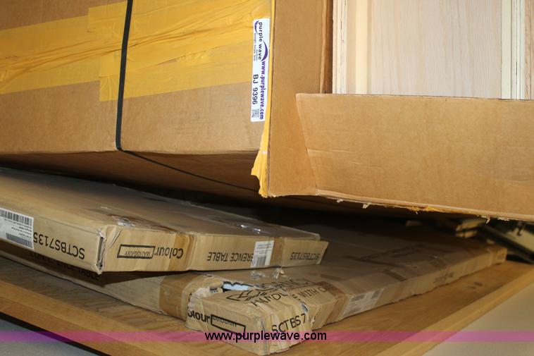 image for item BJ9396 Assorted furniture