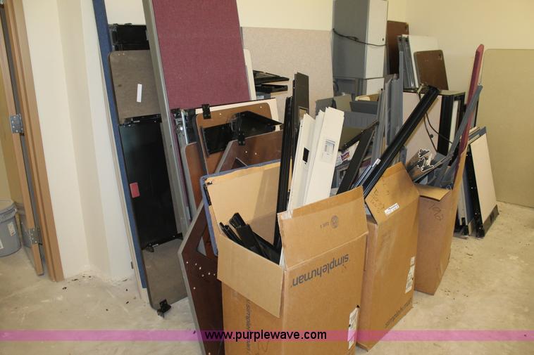 image for item BJ9400 Assorted office cubical systems