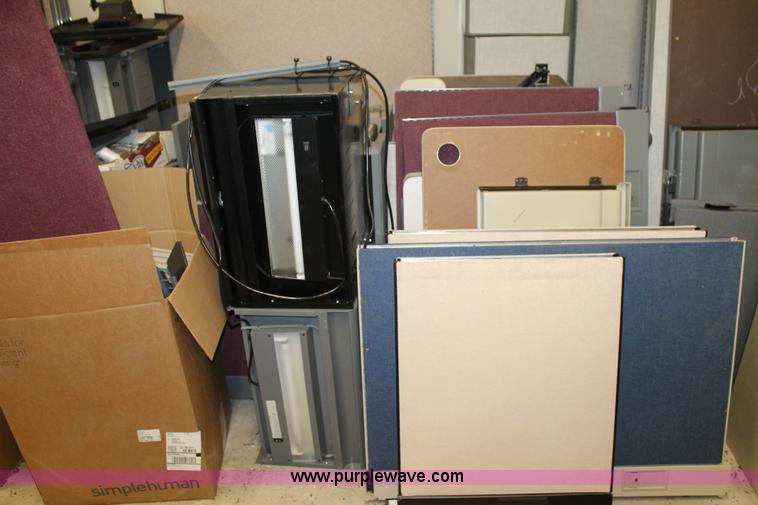 image for item BJ9400 Assorted office cubical systems