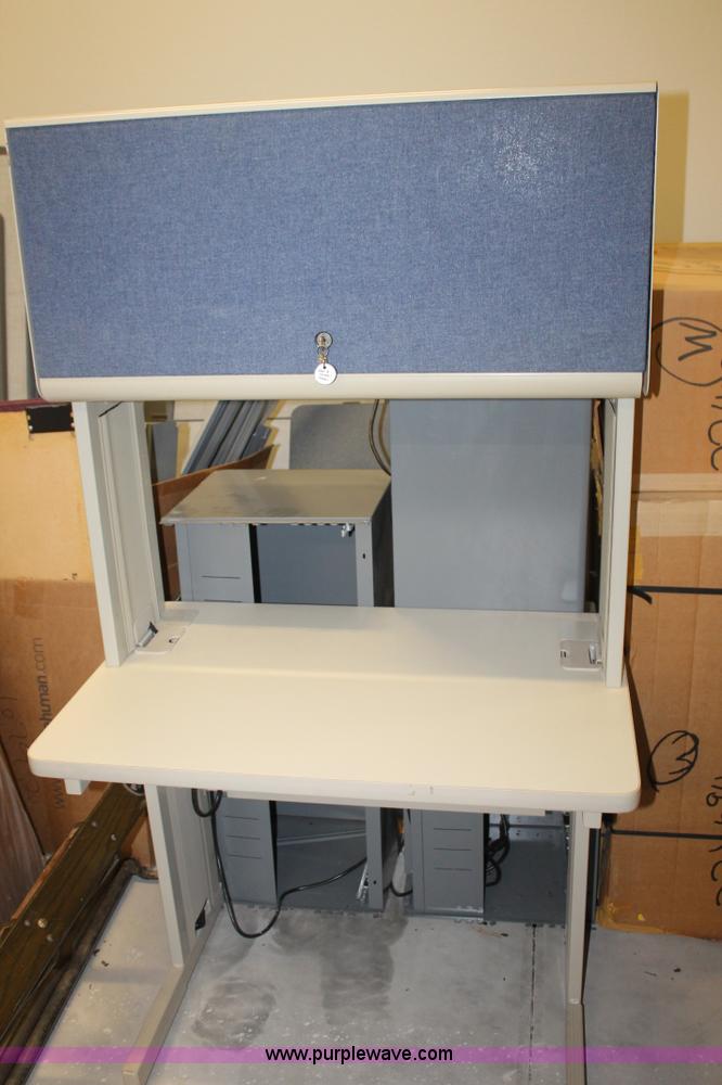 image for item BJ9400 Assorted office cubical systems