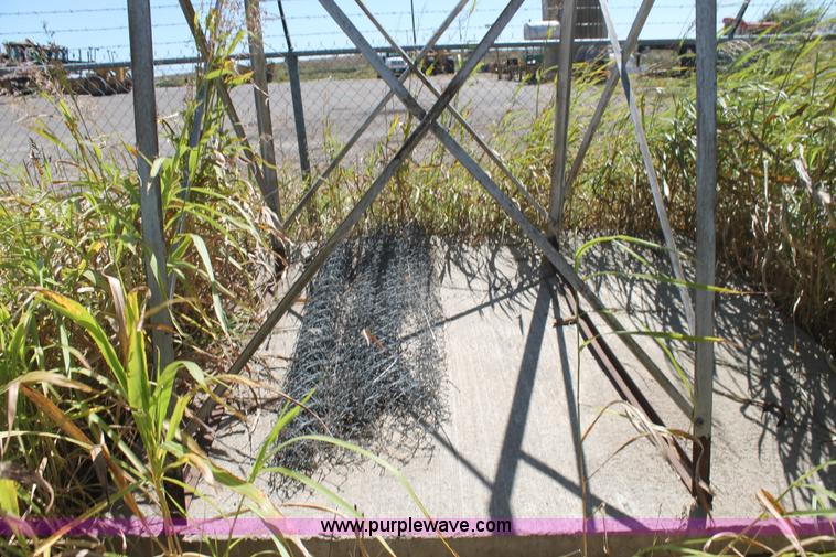 image for item BJ9409 500 gallon fuel tank