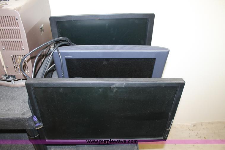 image for item BJ9412 Assorted office equipment