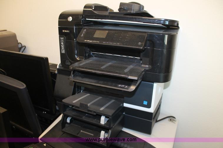 image for item BJ9412 Assorted office equipment