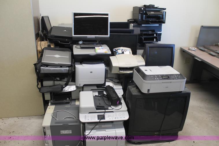 image for item BJ9412 Assorted office equipment