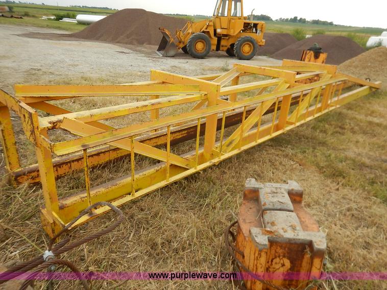image for item BM9251 Assorted crane equipment