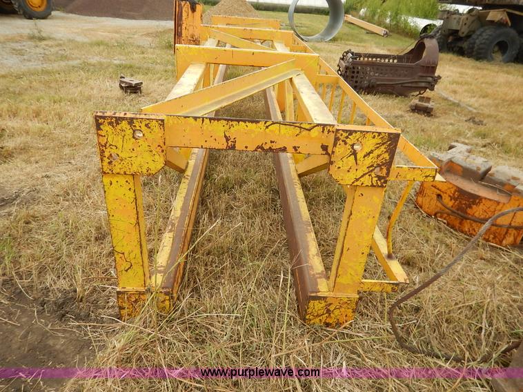 image for item BM9251 Assorted crane equipment