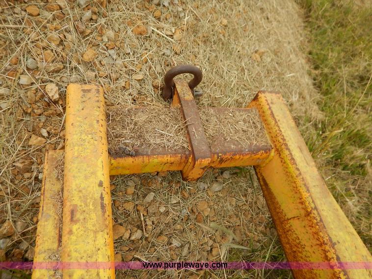 image for item BM9251 Assorted crane equipment