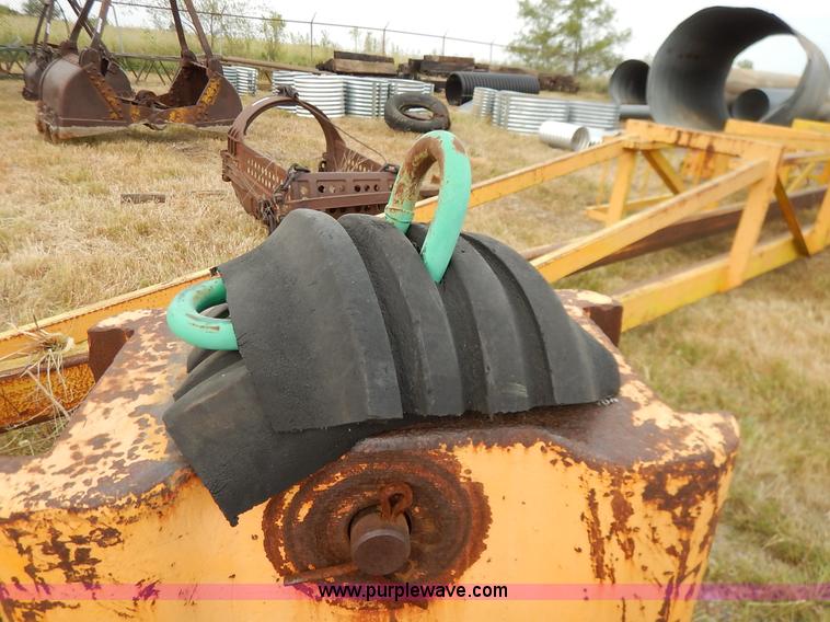 image for item BM9251 Assorted crane equipment
