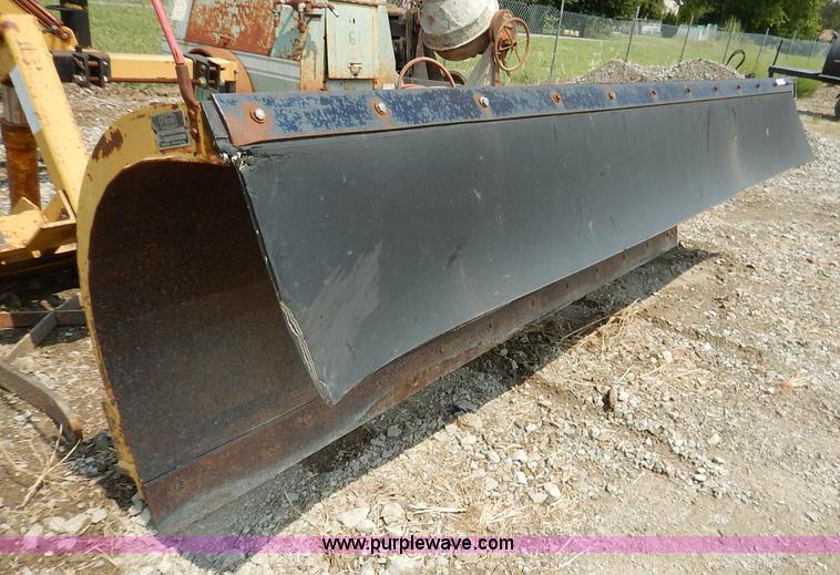 image for item BM9273 Flink 11' snow plow