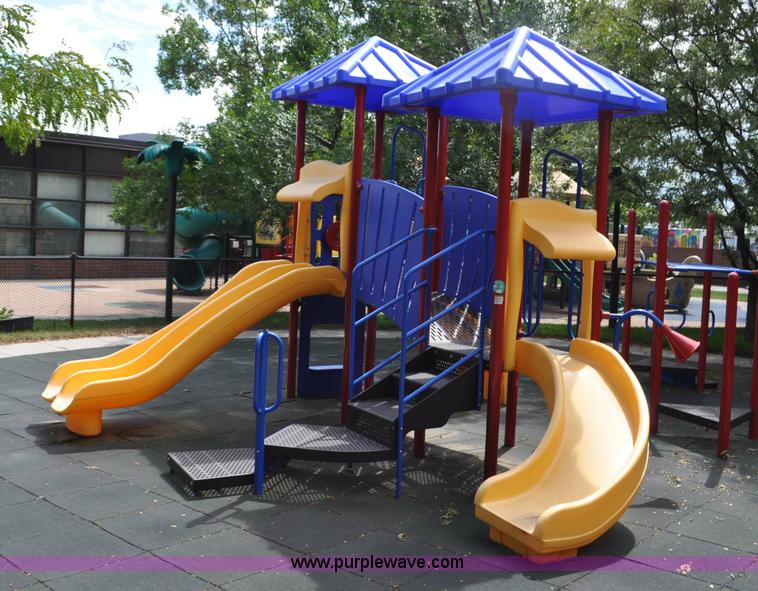 image for item F2500 Playground set