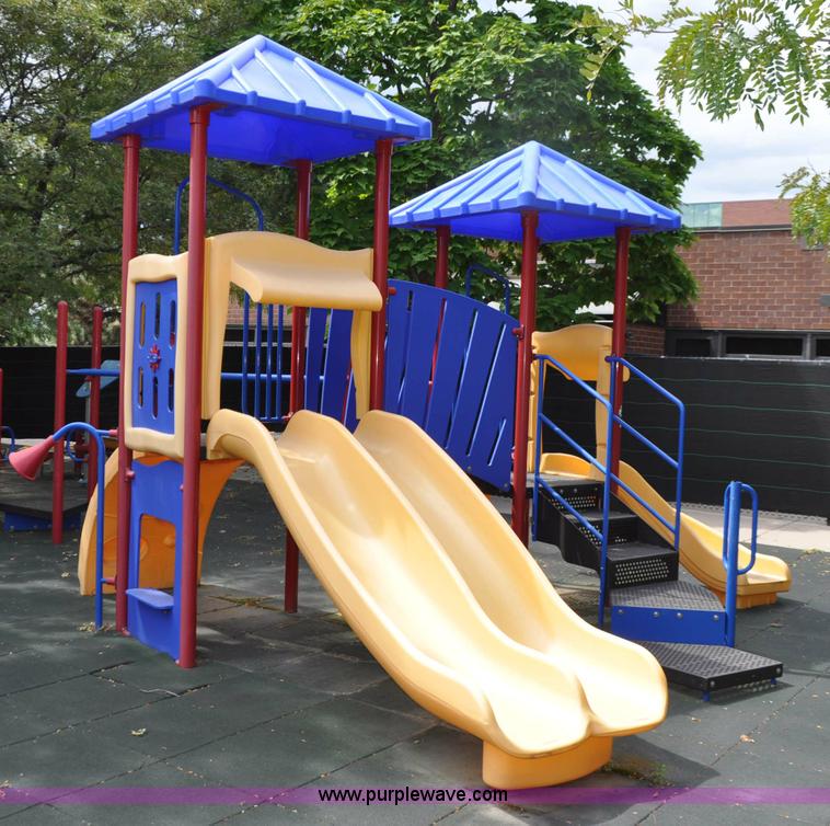 image for item F2500 Playground set
