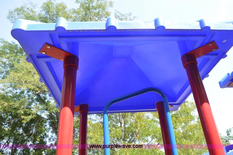 image for item F2500 Playground set