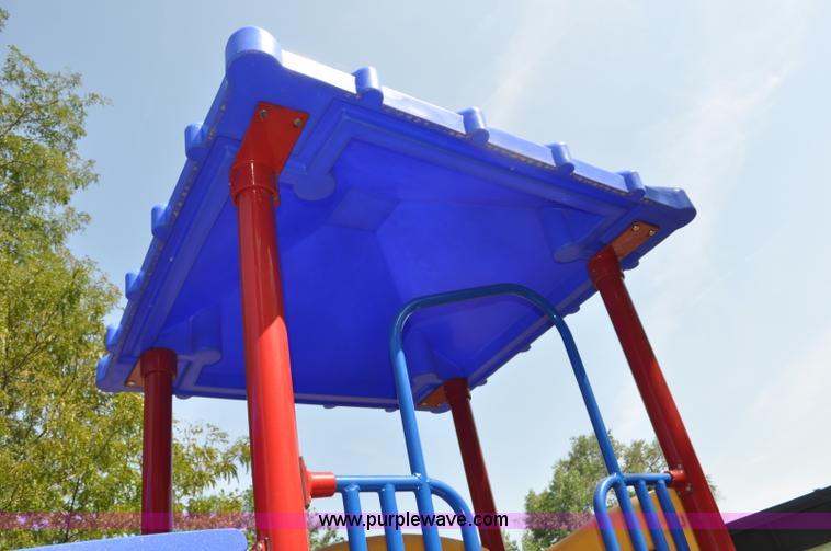image for item F2500 Playground set
