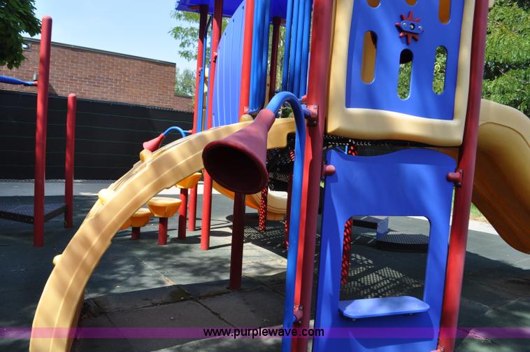 image for item F2500 Playground set