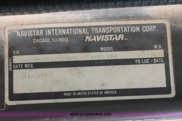 image for item H8115 1993 International 4900 dump truck