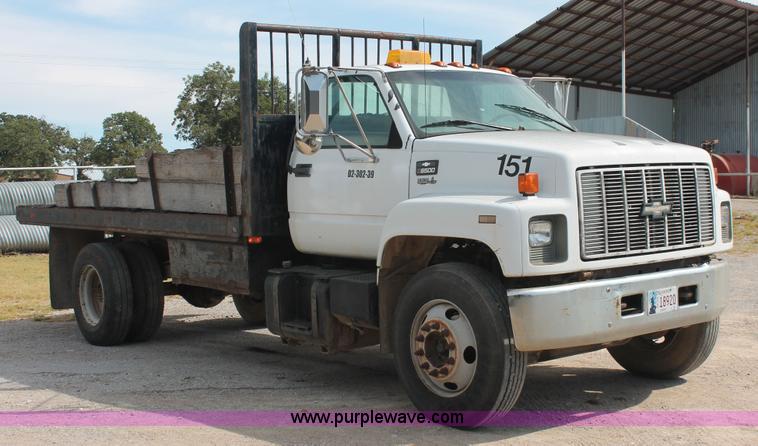 image for item H8118 1997 Chevrolet C7500 dump truck