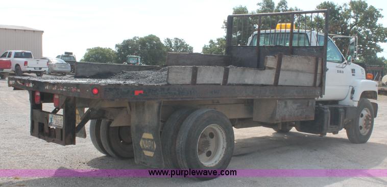 image for item H8118 1997 Chevrolet C7500 dump truck
